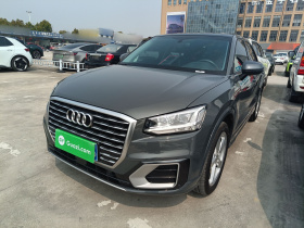 奥迪Q2L 2020款 35 TFSI 时尚致雅型