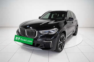 宝马X5 2022款 改款 xDrive 40Li 尊享型M运动套装