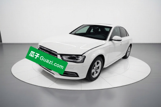 奥迪A4L 2016款 30 TFSI 典藏版 自动舒适型