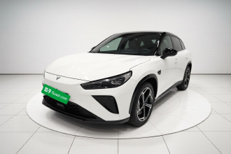 哪吒汽车 哪吒L 2024款 增程 310 闪充红衣版