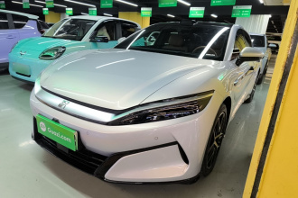 比亚迪 汉L 2025款 EV 四驱激光雷达旗舰型
