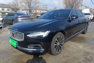 沃尔沃S90 2023款 B5 智逸豪华版