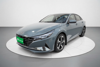 现代 伊兰特 2022款 1.5L CVT LUX尊贵版