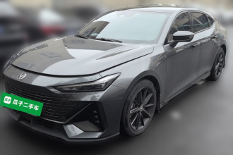 长安UNI-V 2023款 1.5T 尊贵型