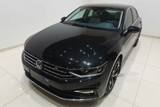 大众 迈腾 2024款 200万辆众享款 330TSI DSG豪华型