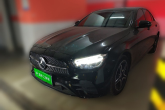 奔驰E级(进口) 2022款 E 260 时尚型运动版