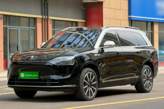 鸿蒙智行 问界M9 2024款 增程 Ultra版 42kWh 6座版