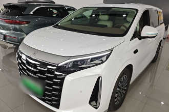 比亚迪 夏 2025款 DM-i 1.5T 180km 超越型