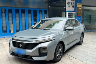 宝骏RC-5 2020款 1.5L CVT智耀精英型