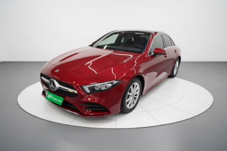 奔驰A级 2022款 改款 A 200 L 运动轿车时尚型