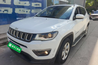 Jeep 指南者 2017款 200T 自动家享版