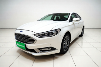 福特 蒙迪欧 2017款 EcoBoost 200 豪华型