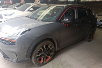 领克06 2021款 1.5T Shero粉色特别版