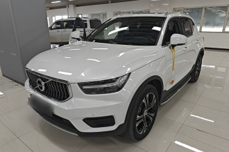 沃尔沃XC40 2022款 T4 四驱智远豪华版