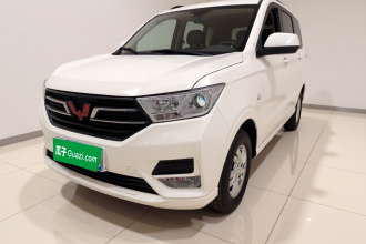 五菱汽车 五菱宏光 2019款 1.5L S舒适型国VI LAR