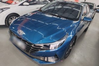 现代 伊兰特 2021款 1.5L CVT LUX尊贵版