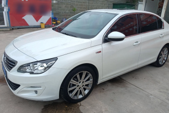 标致408 2015款 1.2T 自动豪华版