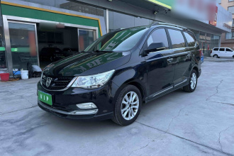 宝骏730 2016款 1.5L 手动舒适型 7座 国V