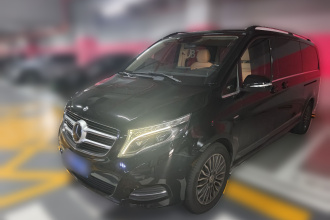 奔驰V级 2018款 V 260 L 尊贵加长版 国V