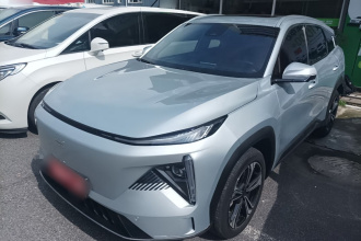 吉利银河 银河L7 2024款 1.5T 115km PLUS  龙腾版
