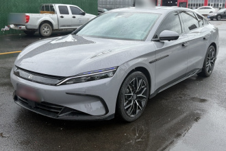 比亚迪 汉 2025款 DM-i 125KM尊贵型