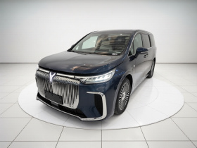 岚图汽车 岚图梦想家 2025款 PHEV 四驱旗舰鲲鹏版