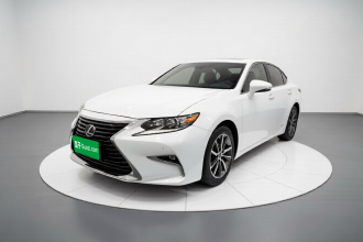 雷克萨斯ES 2015款 300h 舒适版