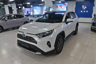 丰田 RAV4荣放 2024款 2.0L CVT两驱风尚Plus版