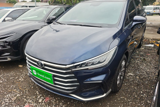 比亚迪 宋MAX 2021款 升级版 1.5T 自动尊贵型 7座