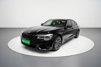 宝马7系 2018款 740Li xDrive 尊享型 M运动套装 黑焰版
