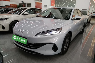 比亚迪 海豹06新能源 2026款 DM-i 超享版 128KM豪华版