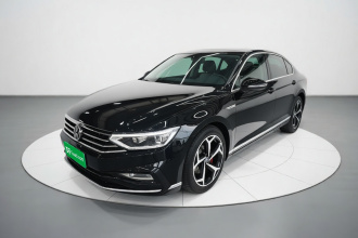 大众 迈腾 2023款 200万辆纪念版 330TSI DSG豪华型