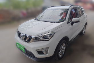 长安CS15 2016款 1.5L 手动时尚版