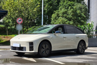 理想汽车 理想i6 2025款 两驱标准版
