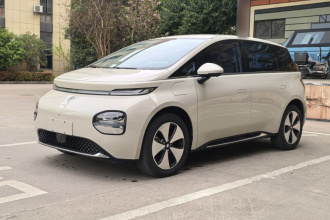 宝骏云朵 2023款 460 Pro