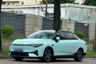 小鹏P5 2021款 550E