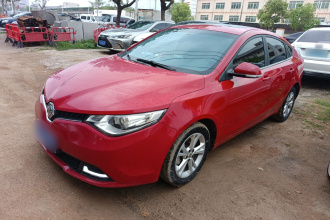 名爵 锐行 2016款 1.5L 自动超值豪华版