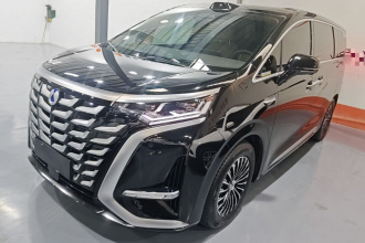 腾势D9 2025款 DM-i 四驱尊航型