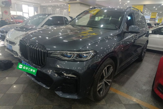 宝马X7 2022款 xDrive40i 尊享型M运动套装