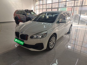 宝马2系多功能旅行车 2019款 220i 领先型