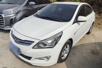 现代 瑞纳 2014款 1.4L 自动智能型GLS
