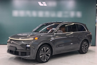 理想汽车 理想L8 2025款 Ultra 智能焕新版
