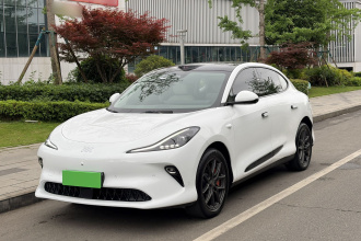 智己汽车 智己LS6 2025款 灵蜥智驾版
