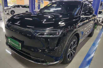 鸿蒙智行 问界M7 2026款 增程 Pro+四驱版 5座