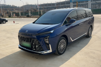 别克GL8新能源 2024款  陆尊 奢享版 7座