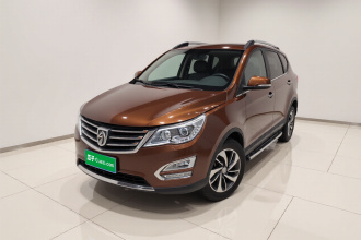 宝骏560 2015款 1.8L 手动豪华型