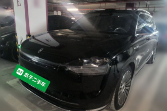 鸿蒙智行 问界M9 2025款 增程 Ultra版 52kWh 6座版 (192线激光雷达）