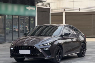 名爵 MG5天蝎座 2022款 1.5T Trophy运动旗舰版