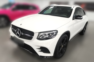 奔驰GLC轿跑 2019款 GLC 200 4MATIC 轿跑SUV