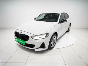 宝马1系 2021款 改款 120i M运动曜夜版